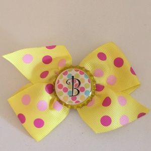 Never been worn Hair bow!